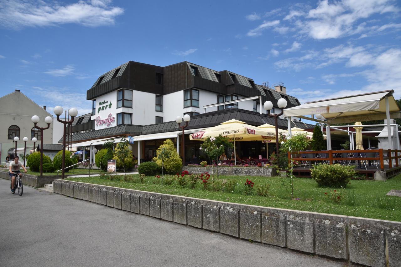 Hotel Park Nasice Exterior foto